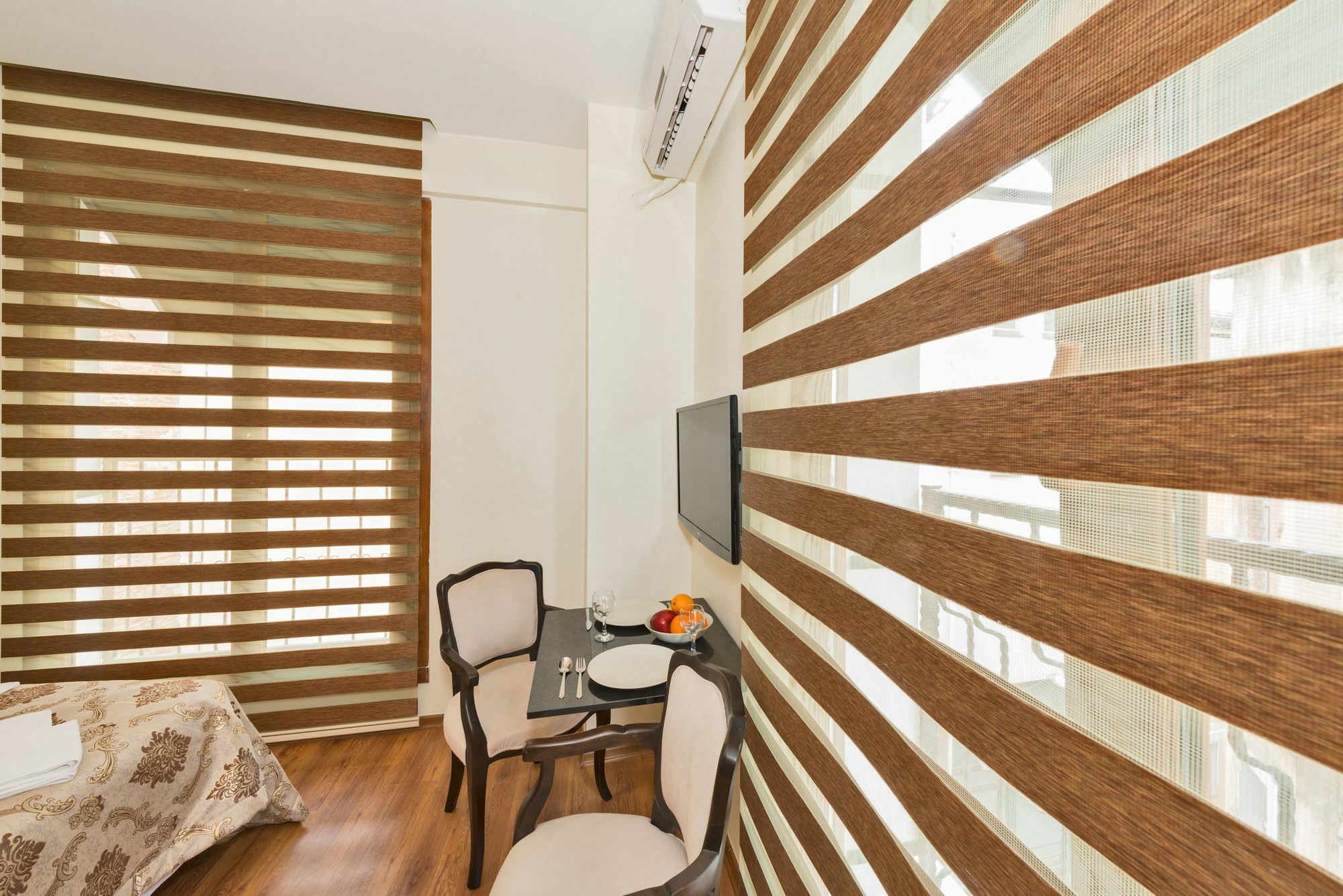Invictum Residence Istanbul Bagian luar foto
